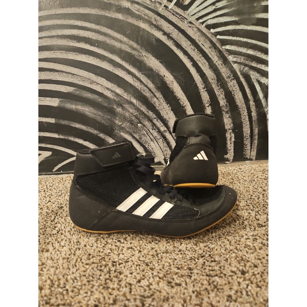 Adidas HVC Wrestling Shoes Men Size 4 MMA Boxing Black White AQ3327